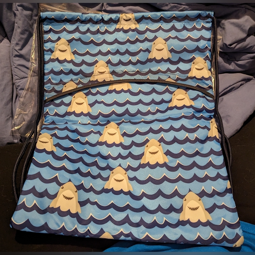 Thirty-One Gifts Shark Cinch Sac